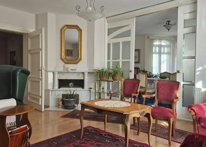 Big & Bright Center *